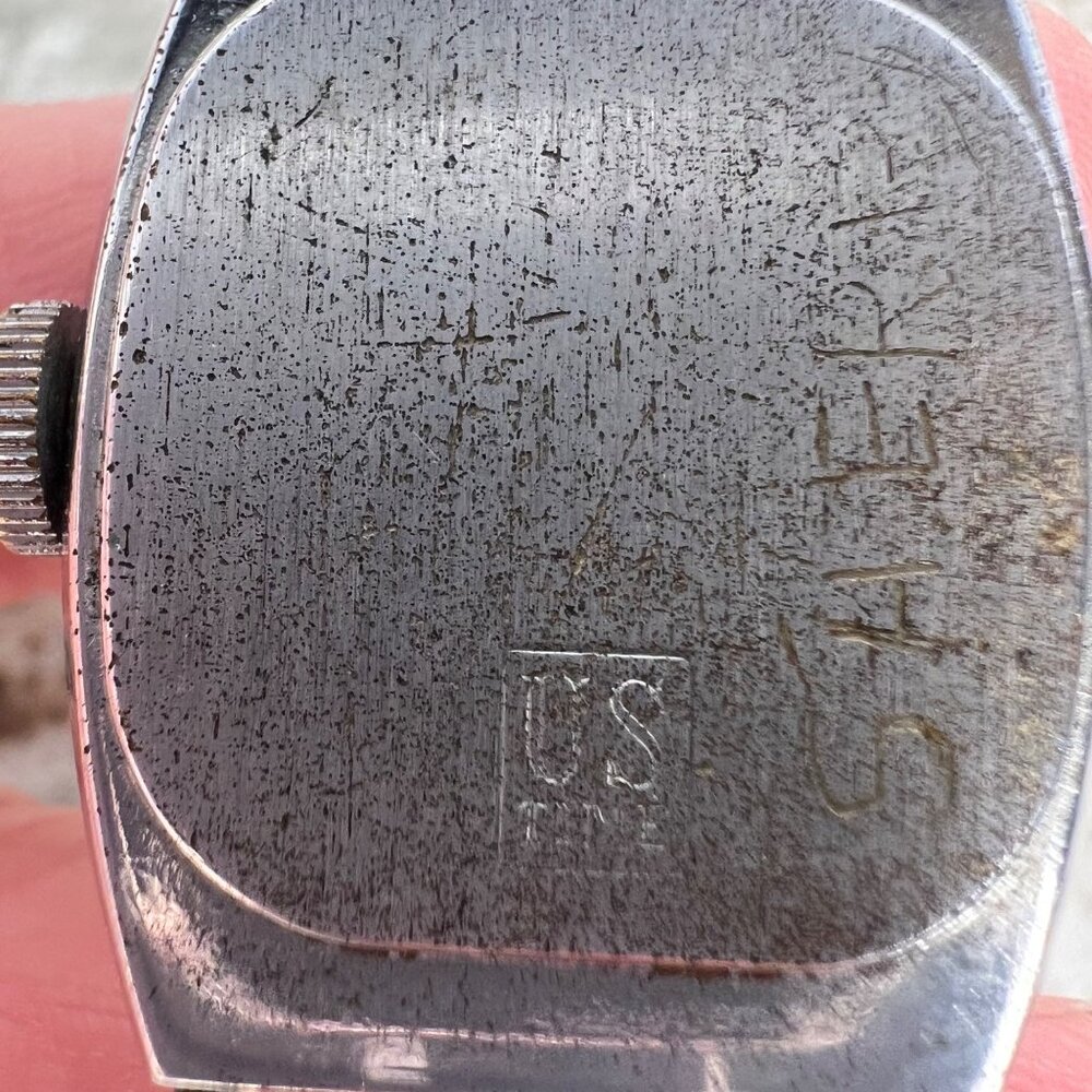 Vintage Mickey Mouse Wristwatch Silver Tone Ingersoll Circa 1940’s Does not Run - Picture 8 of 10
